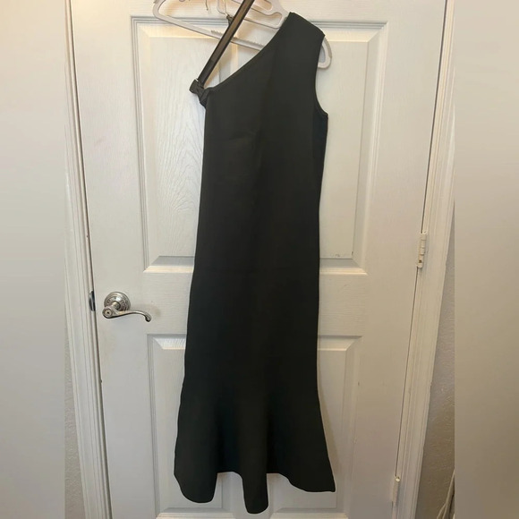 JW Anderson
One-Shoulder Midi Dress sz small - Picture 4 of 7